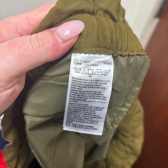 Banana Republic Tencel Paperbag Pants - Picture 11 of 12